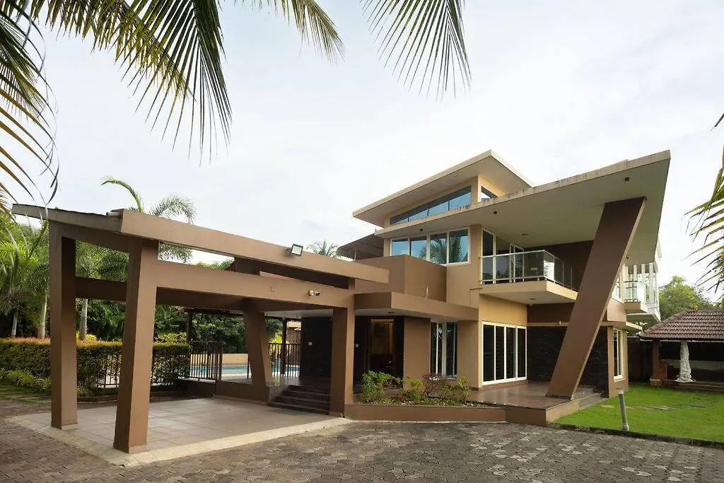 Βίλα Azzure Ray By Ewa Properties Manjeshwar